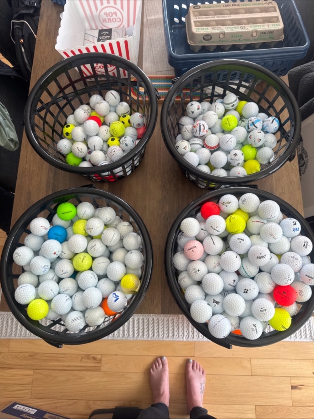 40 Assorted Golf Balls 4lbs of Used Golf Balls Callaway TaylorMade Titleist Nike